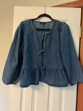 Sim & Sam Chambray Denim Tie Front Peplum Puff Sleeve Babydoll Top L